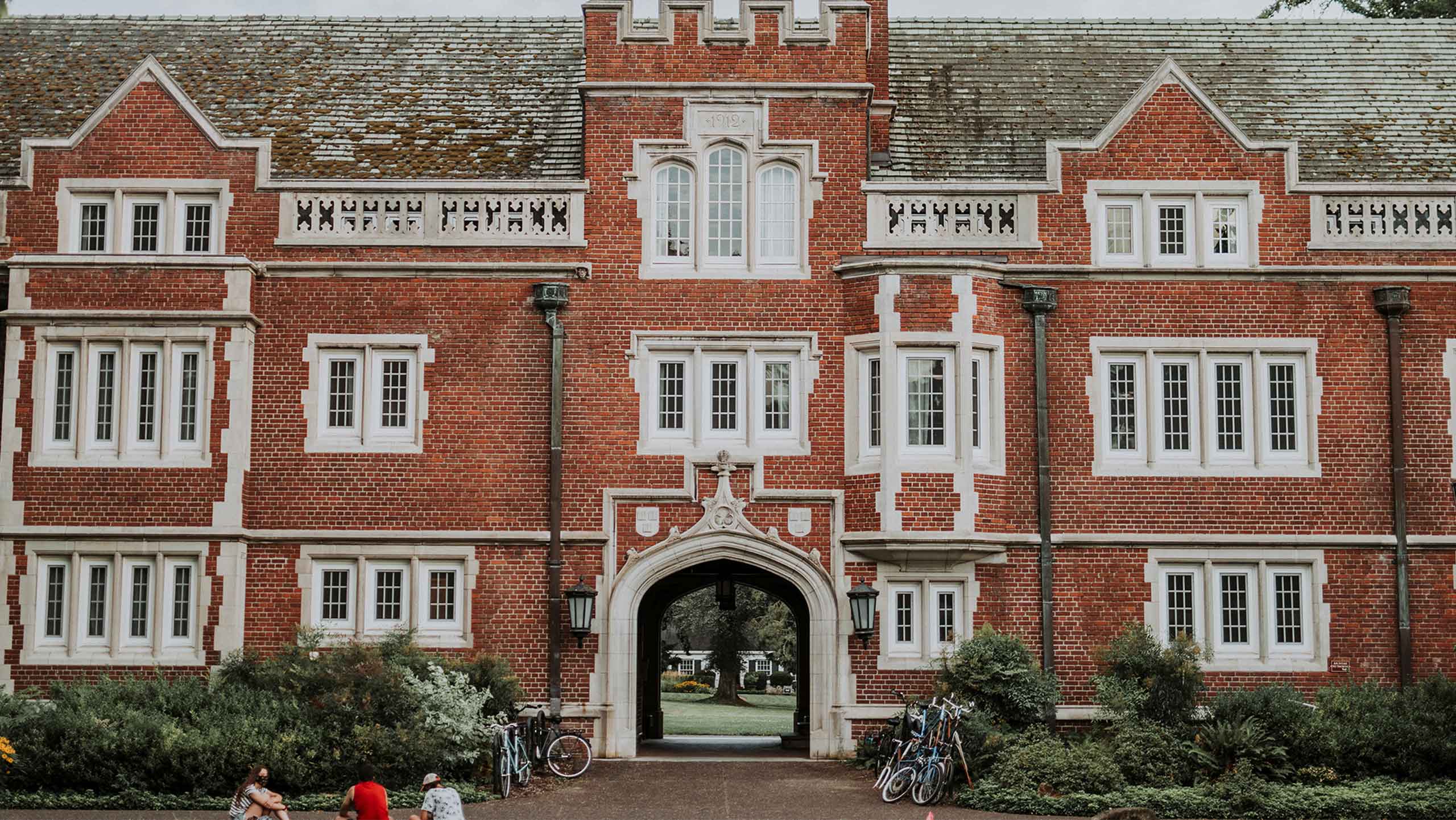 Best colleges for introverts, shy, and quirky students