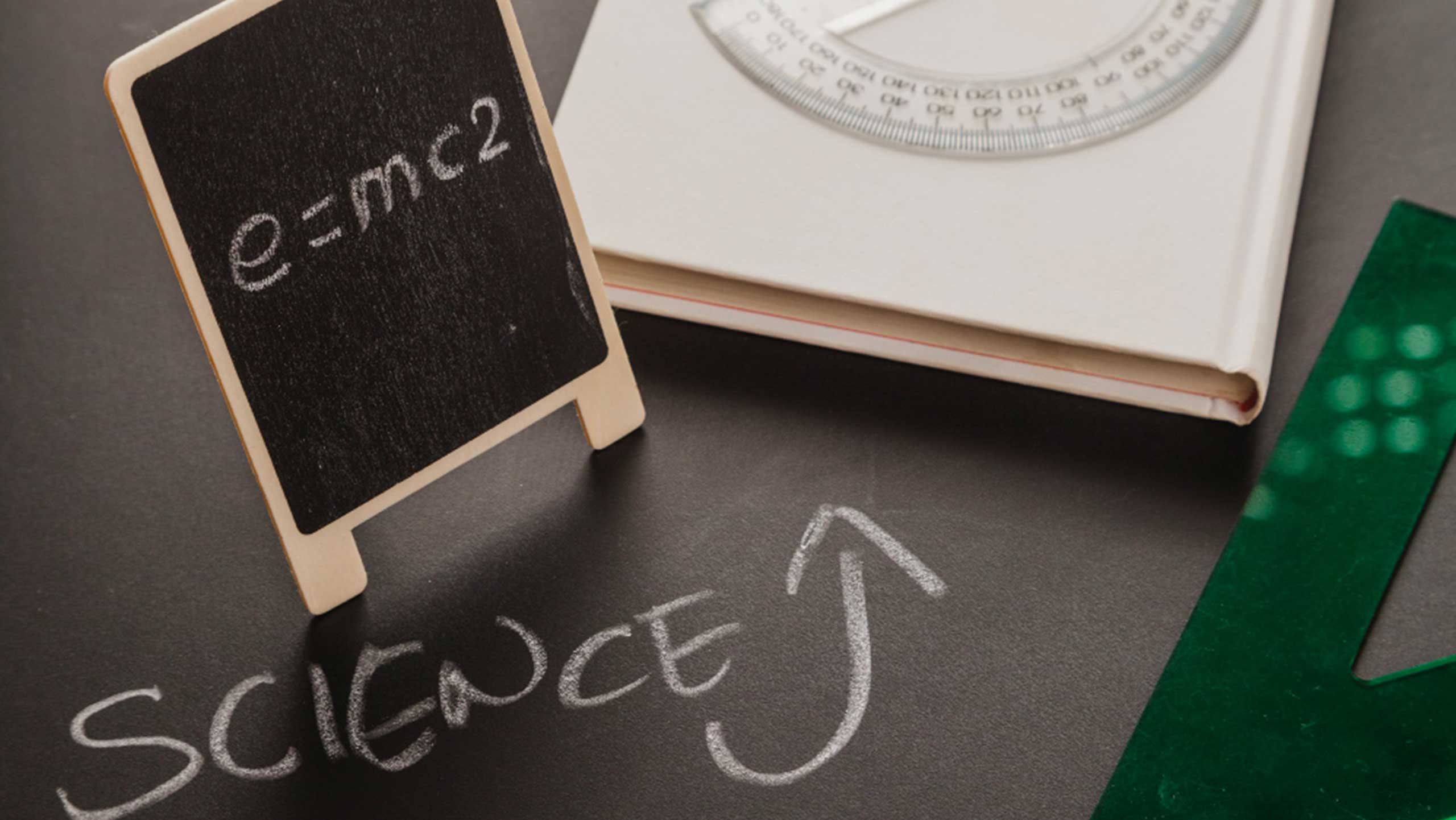 Top 10 Best Colleges for Physics Programs in 2025